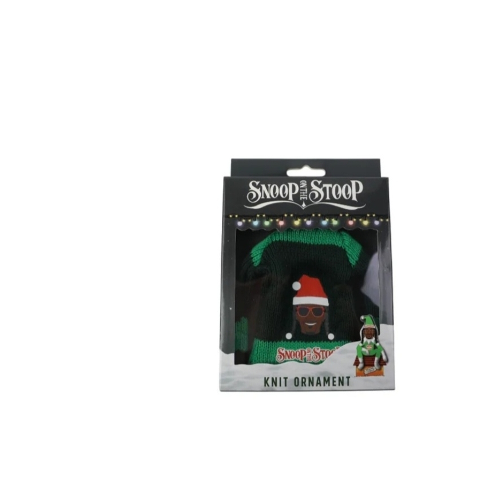Snoop Dog On A Stoop Festive Knit Ornament